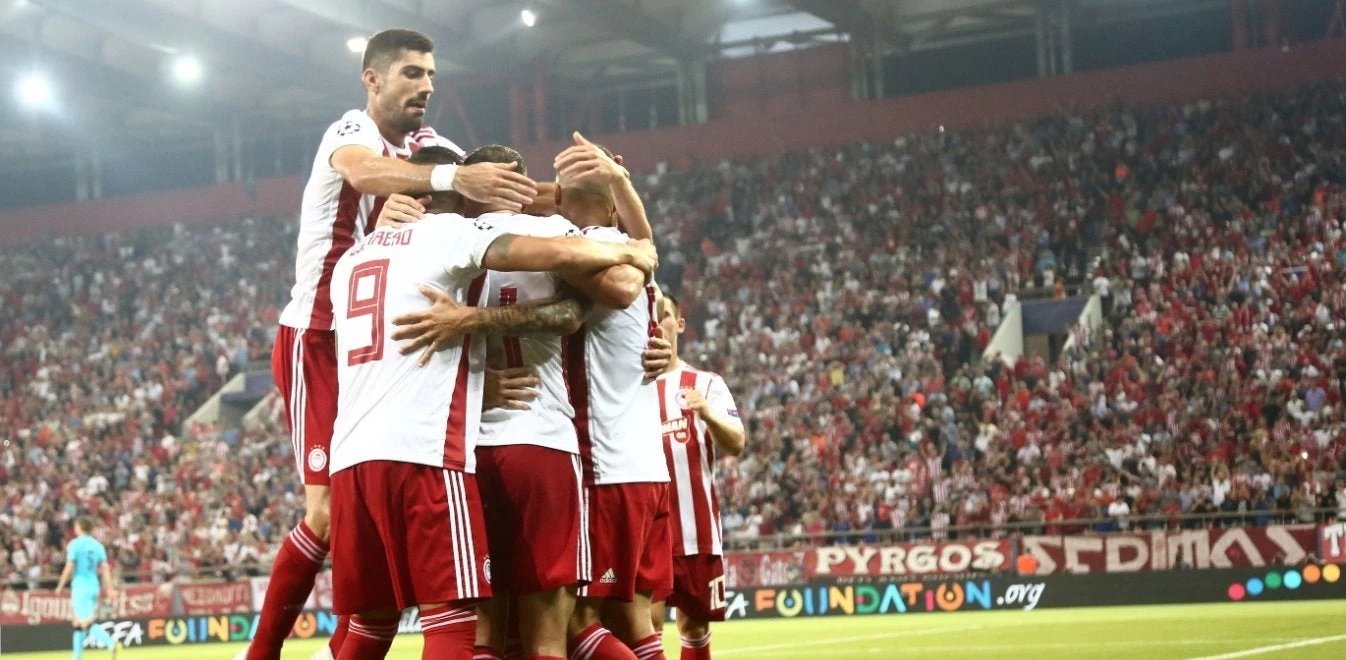 «Τεράστια» εμφάνιση των Ερυθρόλευκων: «Όρθιος» στην πρεμιέρα ο Ολυμπιακός έφερε ισοπαλία με την Τότεναμ